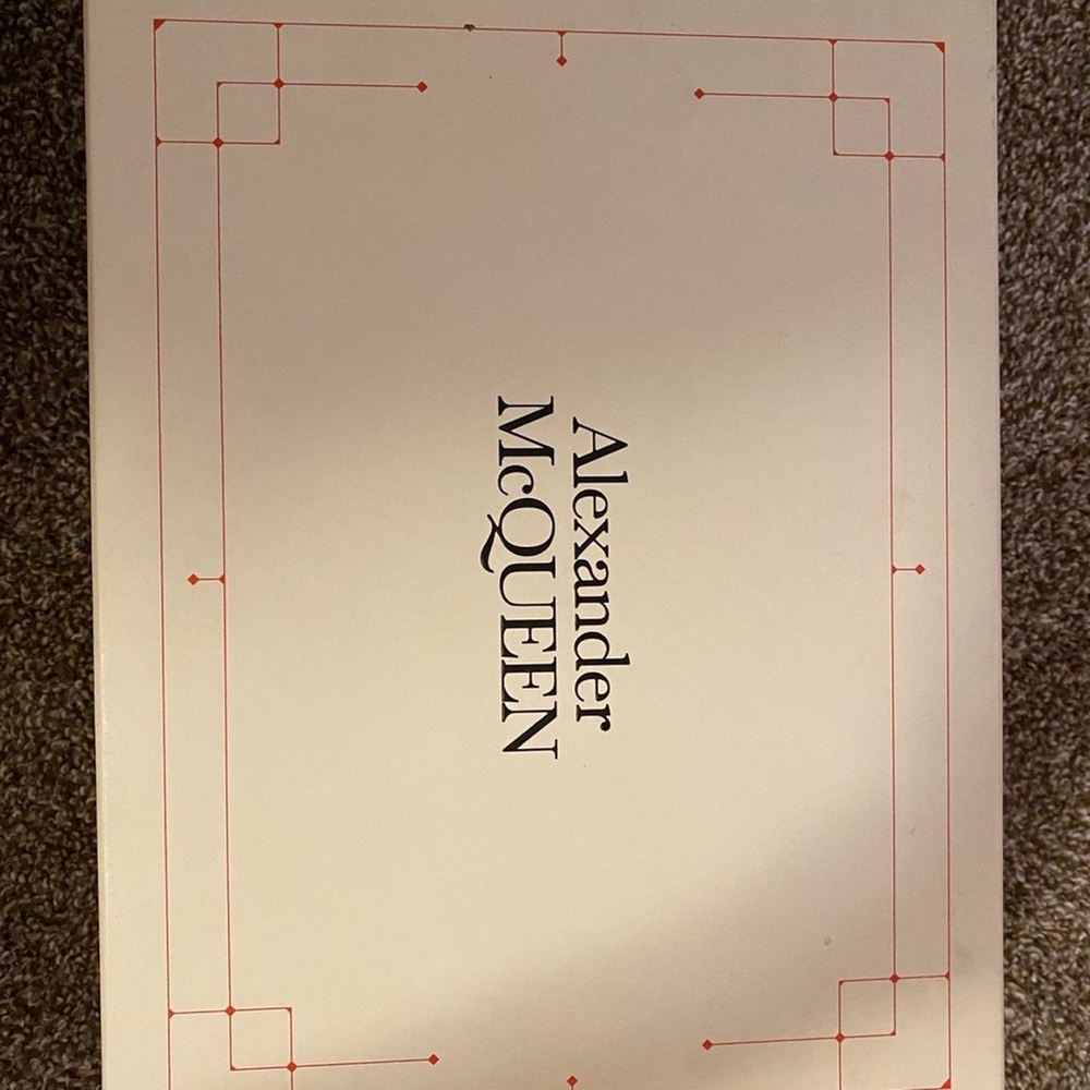 AUTHENTIC Alexander McQueen Sneakers